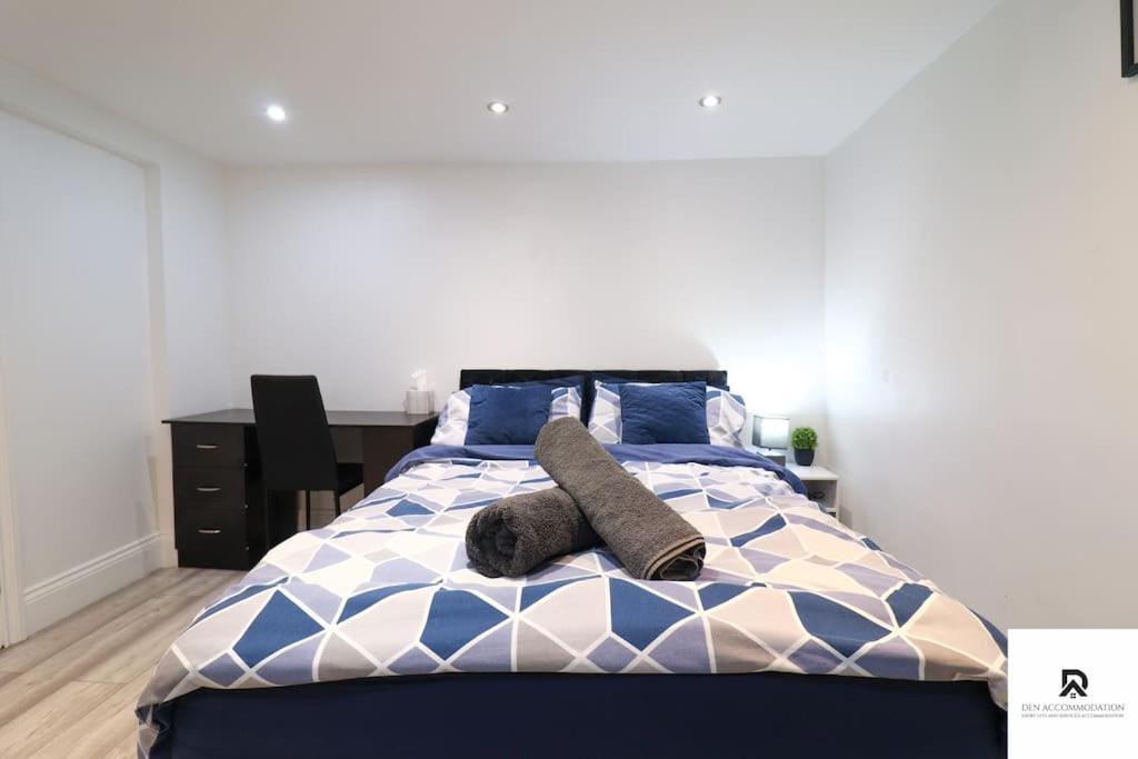Den Accommodation & Short Lets Greenwich London - 3 Bed House Londres Exterior foto