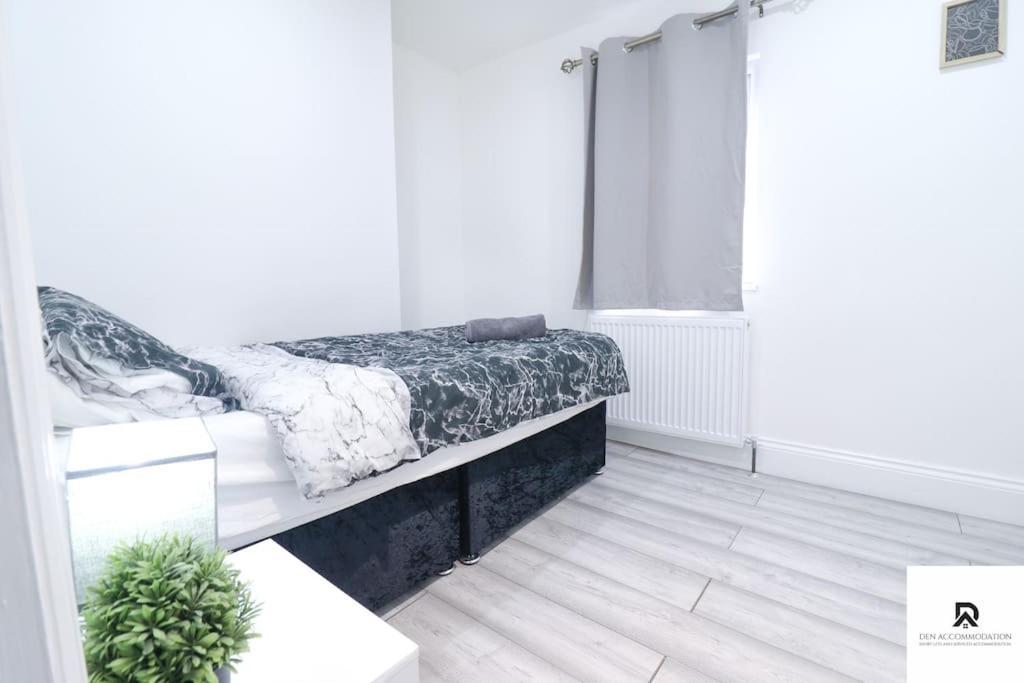Den Accommodation & Short Lets Greenwich London - 3 Bed House Londres Exterior foto