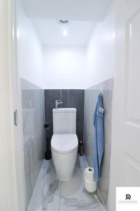 Den Accommodation & Short Lets Greenwich London - 3 Bed House Londres Exterior foto