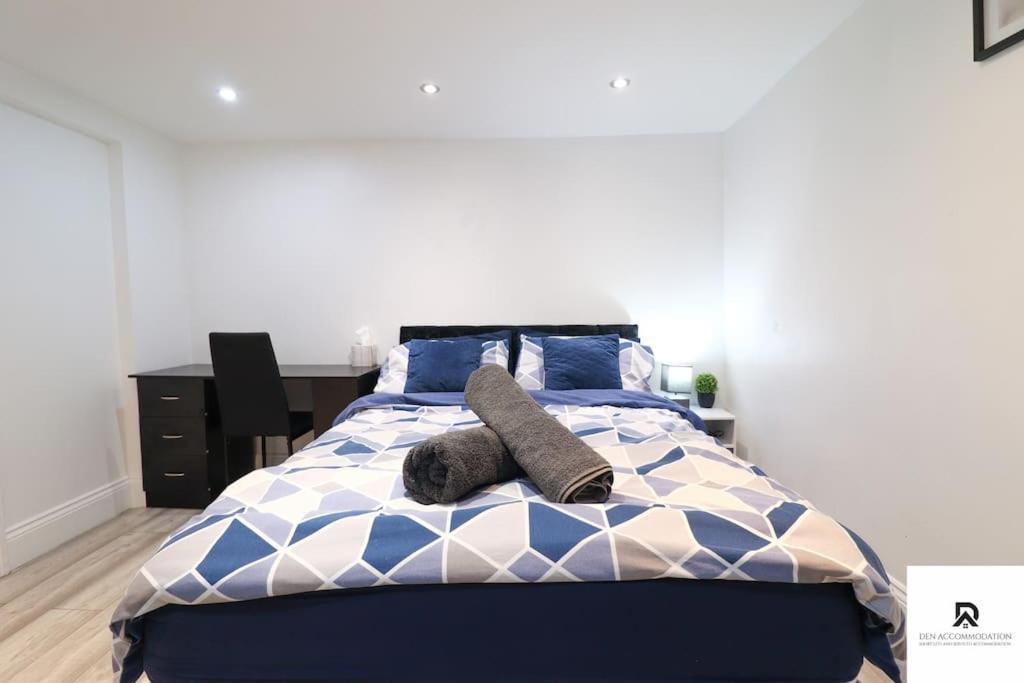 Den Accommodation & Short Lets Greenwich London - 3 Bed House Londres Exterior foto