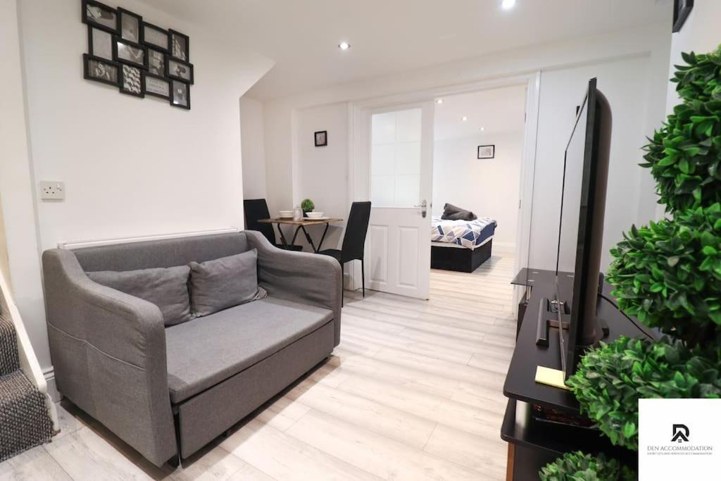 Den Accommodation & Short Lets Greenwich London - 3 Bed House Londres Exterior foto